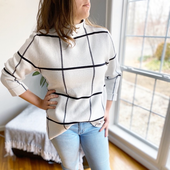tahari mock neck sweater